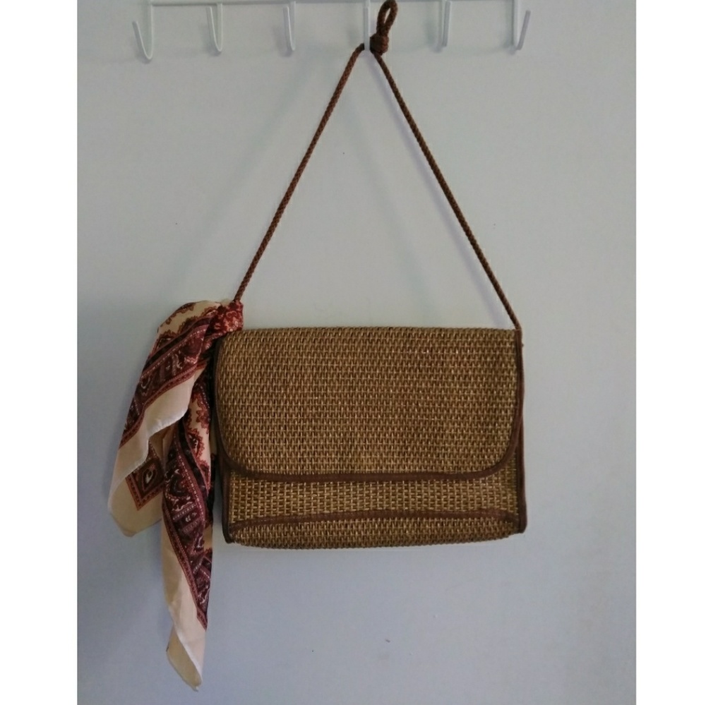 Vintage Woven Purse
